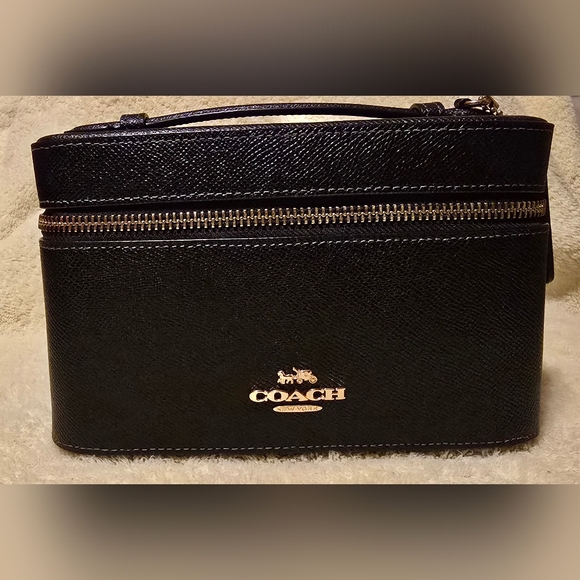 Coach Cosmetic Case CW727 - Picture 3 of 8